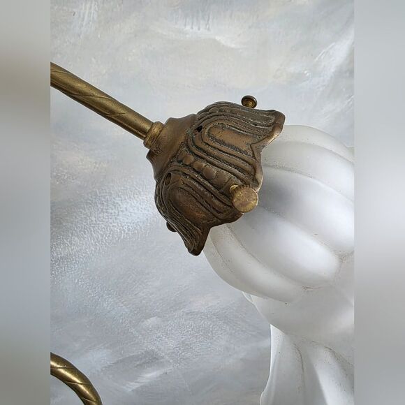 Vintage Brass And Glass Gooseneck Table Lamp/Decorative Nightstand French 16x11 - Picture 10 of 12